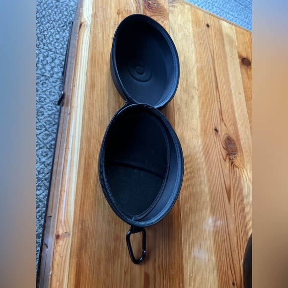 Beats Headphone case - Picture 4 of 4